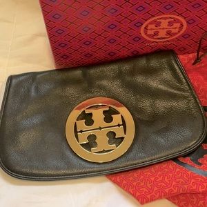 Clutch Tory Burch